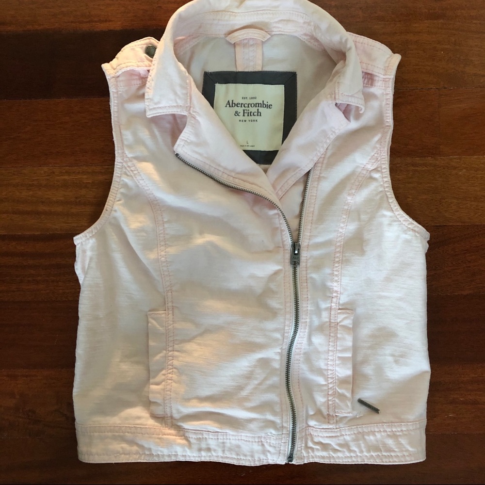 A&F Light Pink Moto Vest - L
